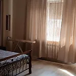 чарівний будинок Dream Apartment *